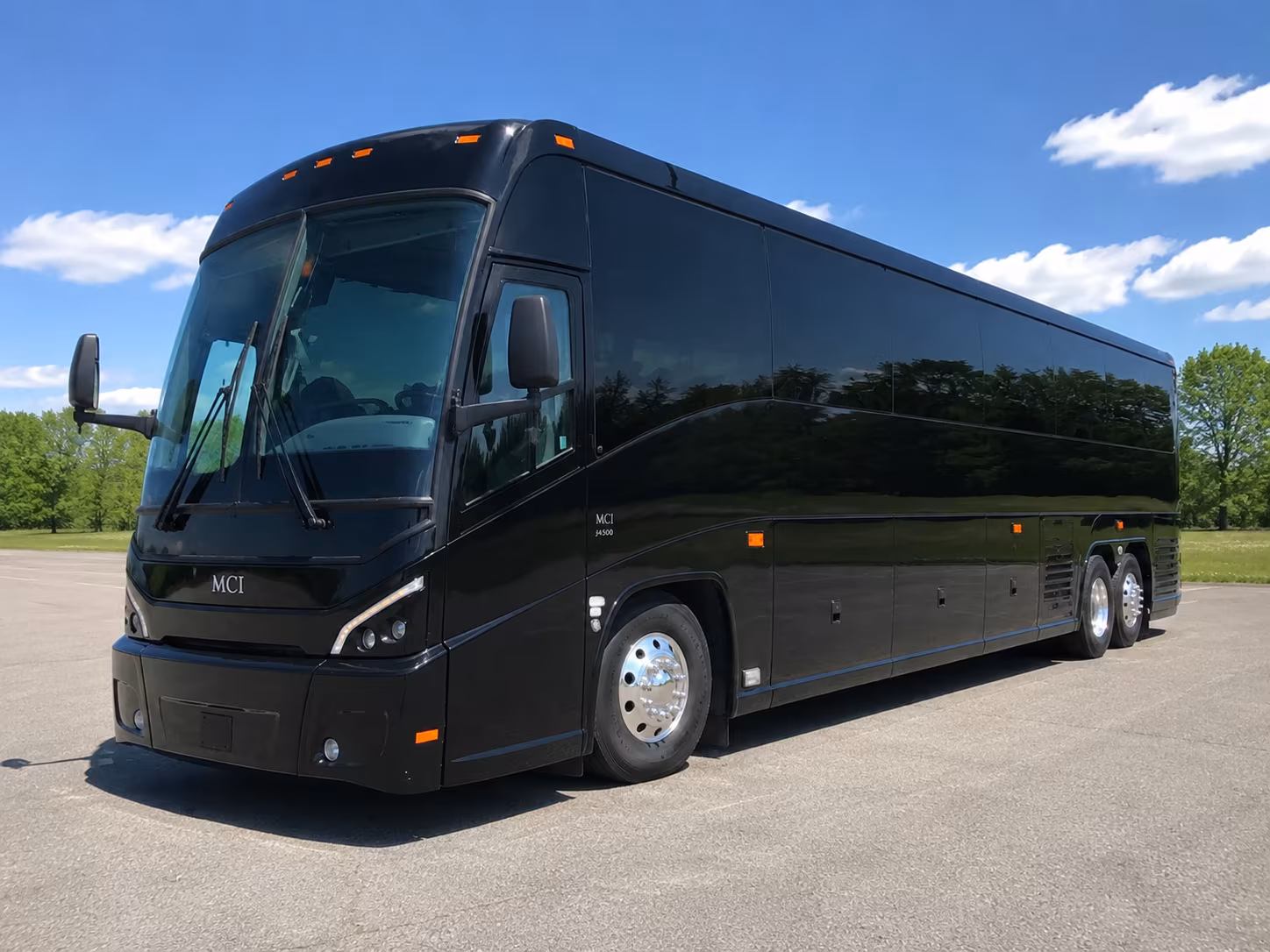 airport shuttle buses to sacramento international from elk grove