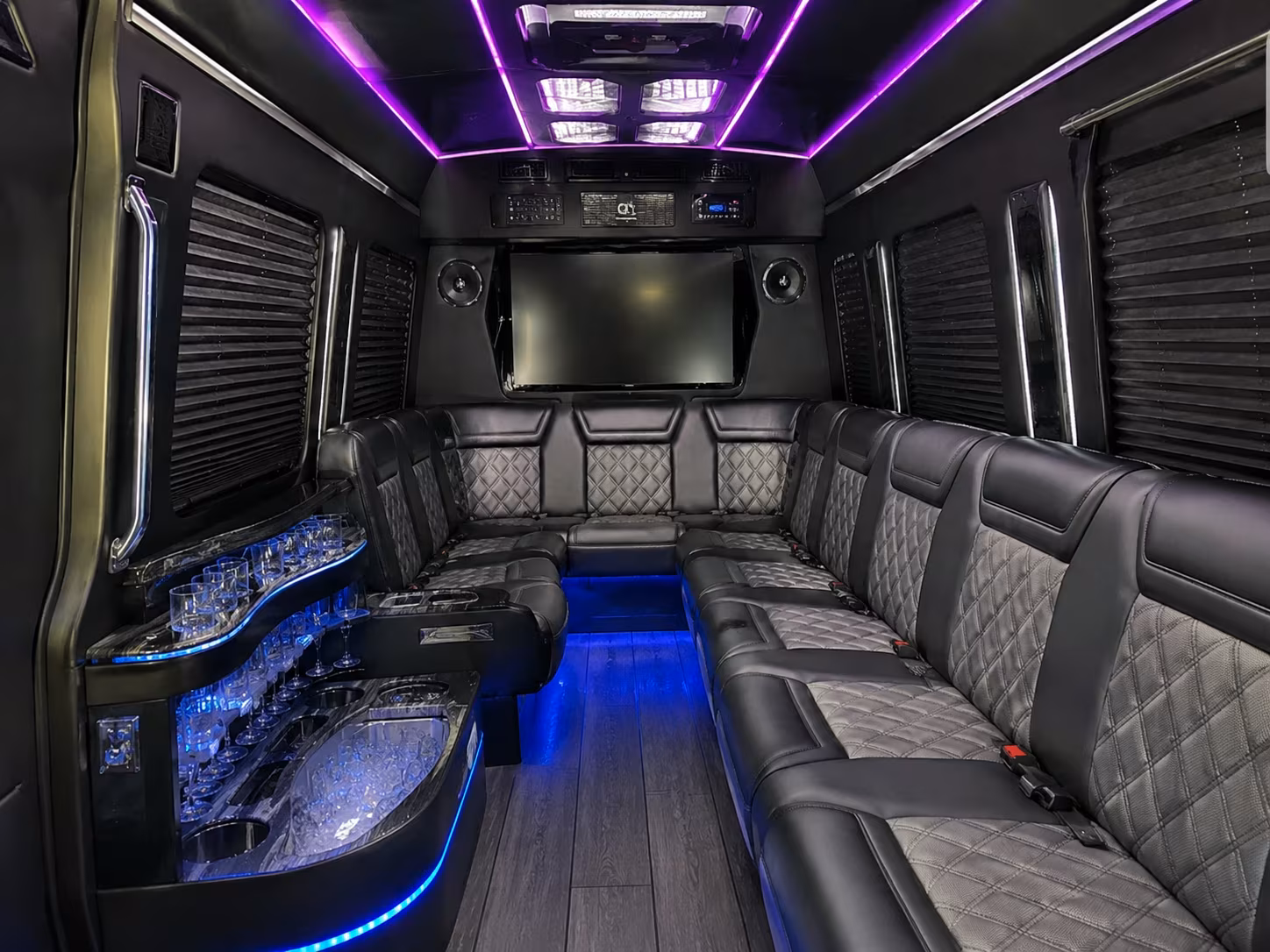 bus rentals for corporate retreats and off site team events near elk grove
