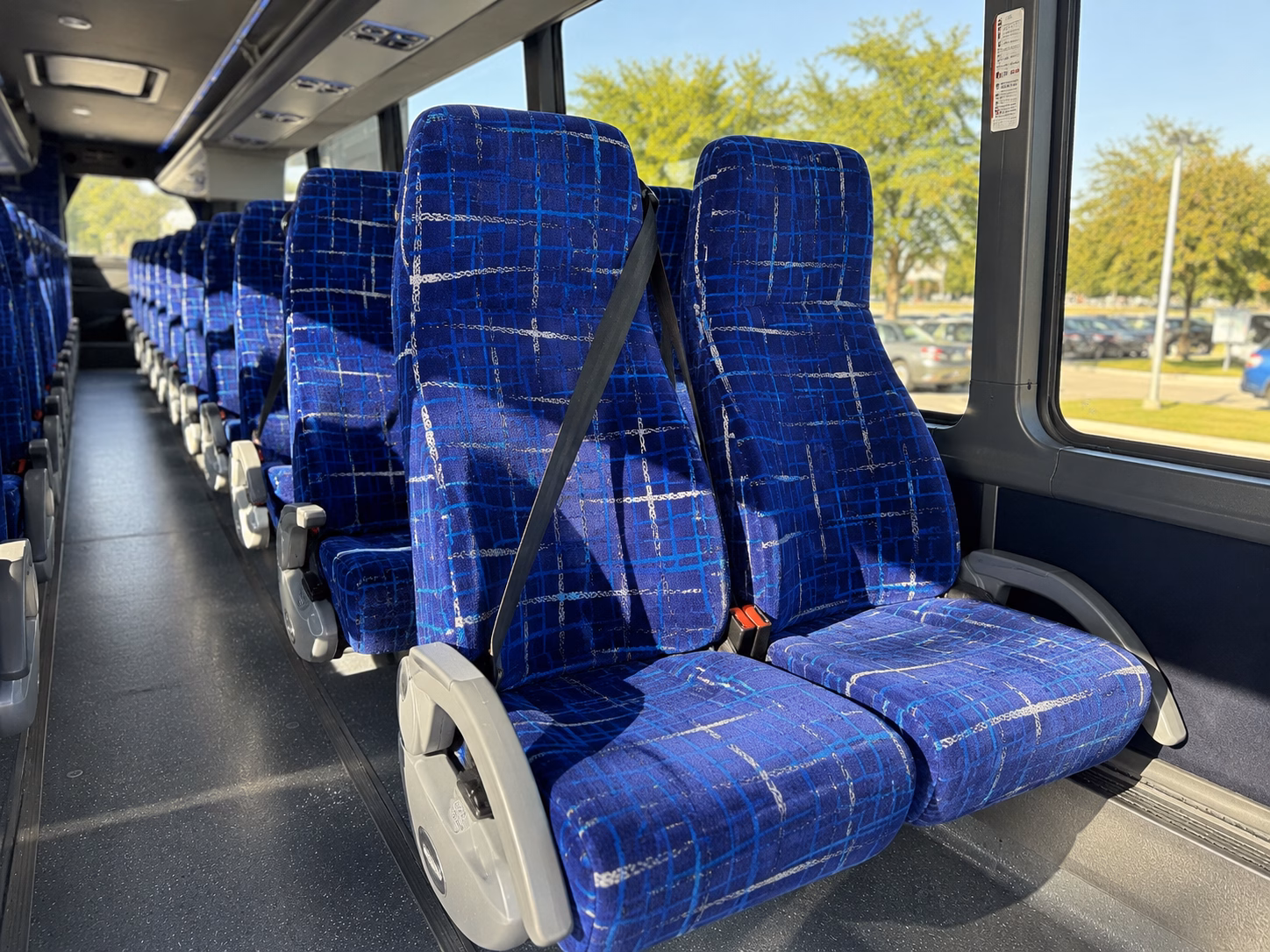 charter buses to lodi s old vine zinfandel tasting rooms