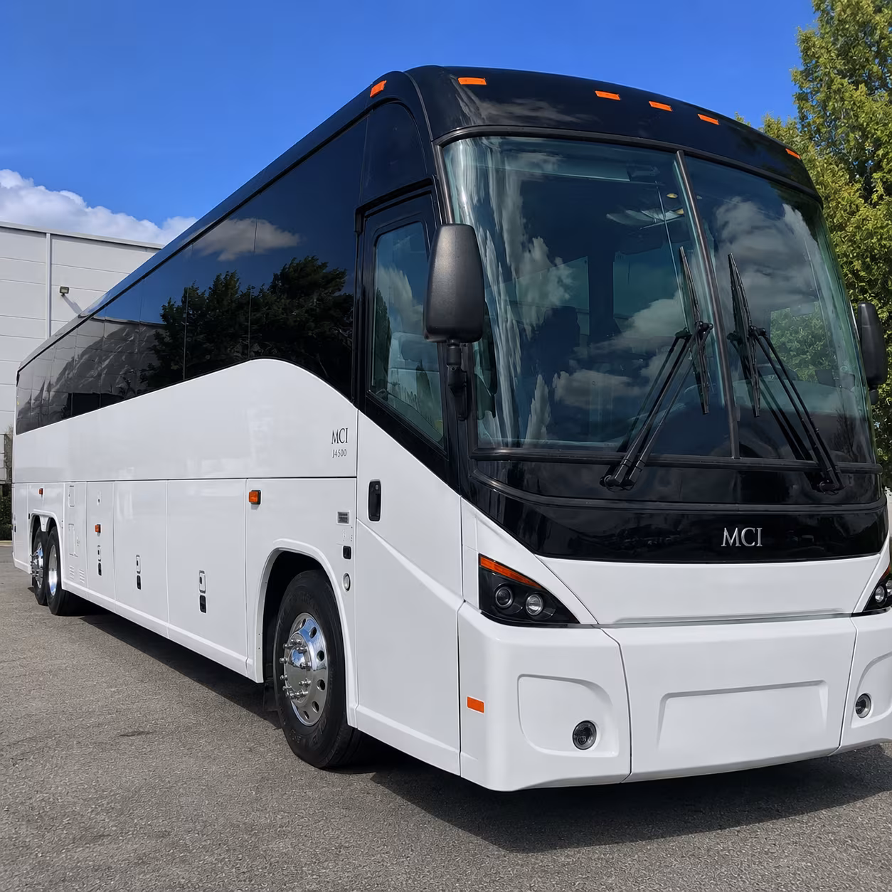 sfo and oak airport shuttle buses for elk grove groups